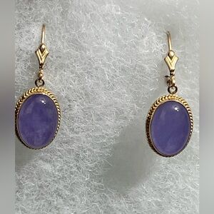 Carla Vintage 14K Yellow Gold purple Jade Drop Dangle Earrings